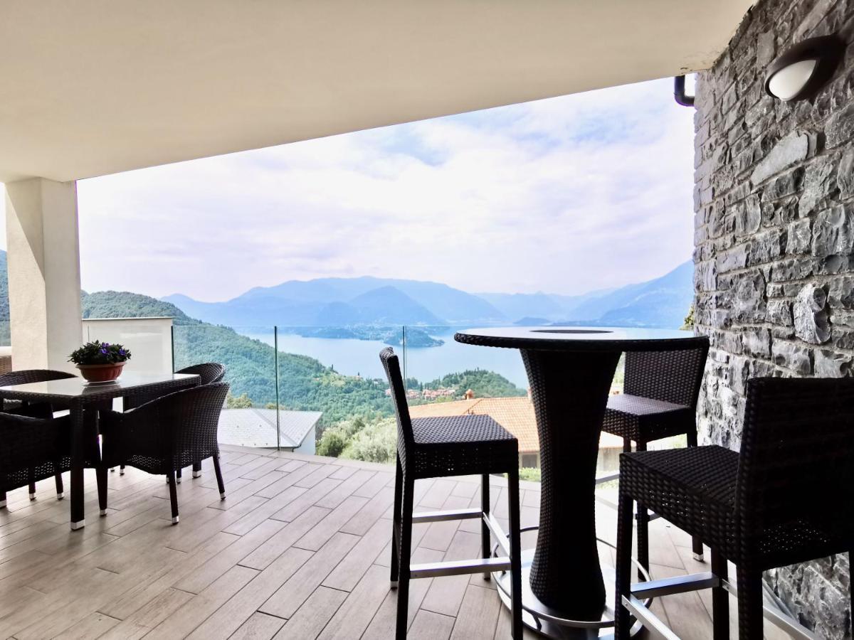 The View!!! By Design Studio Perledo Bagian luar foto