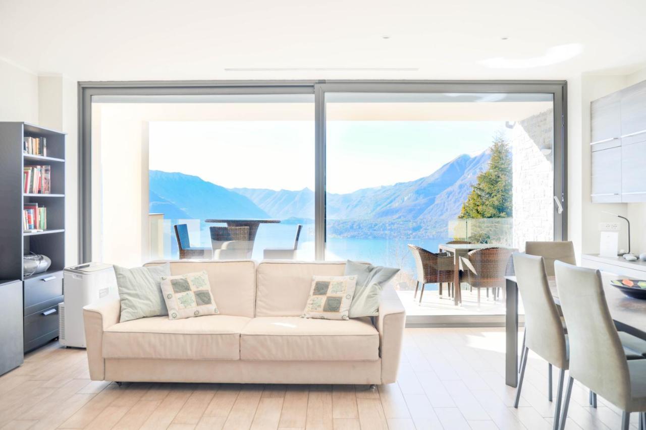 The View!!! By Design Studio Perledo Bagian luar foto