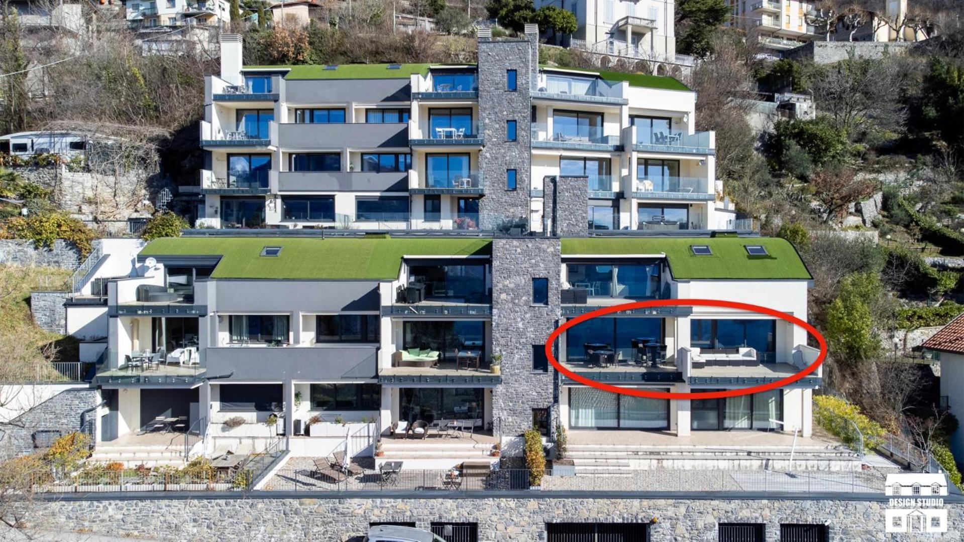 The View!!! By Design Studio Perledo Bagian luar foto
