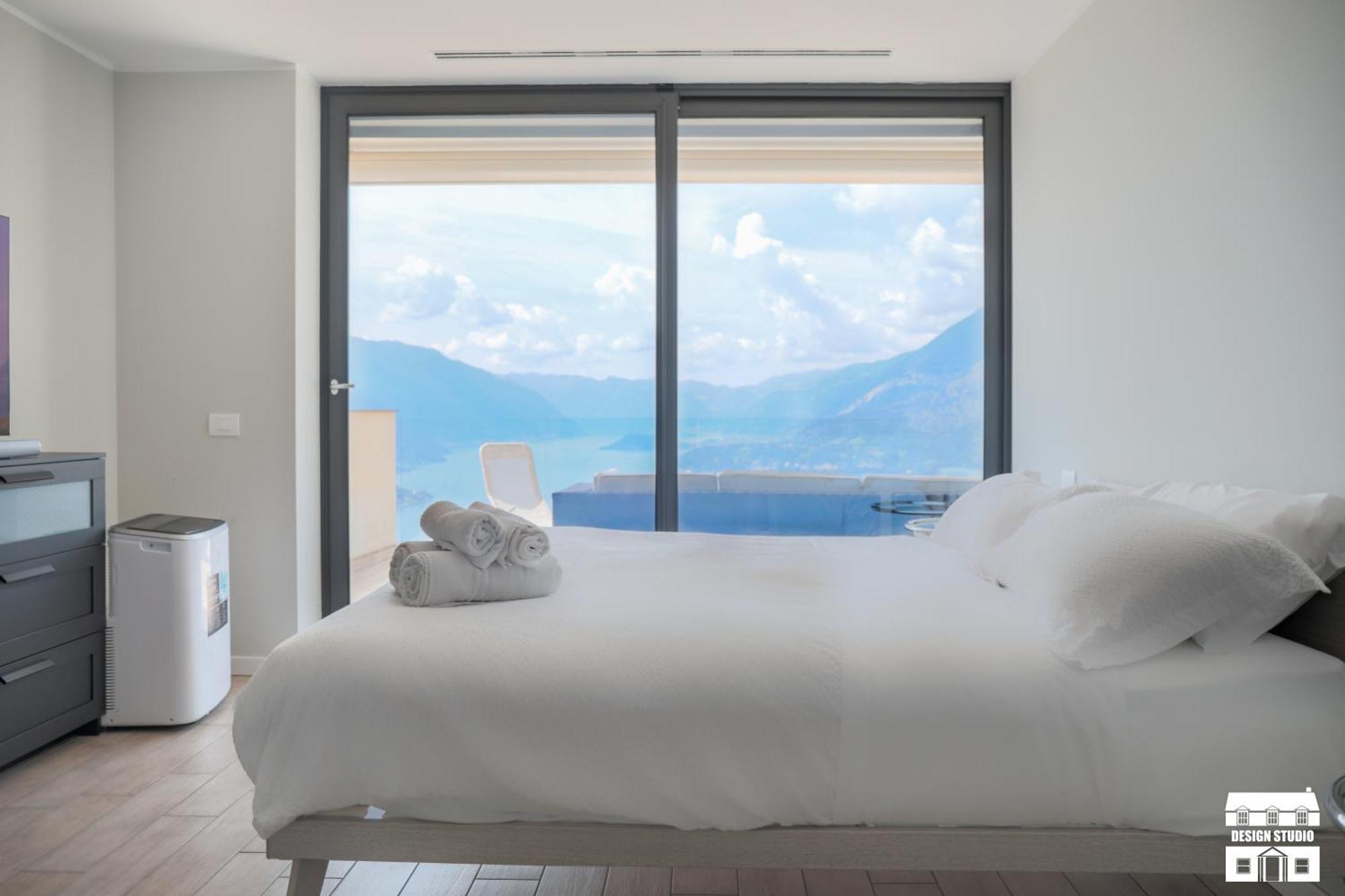 The View!!! By Design Studio Perledo Bagian luar foto